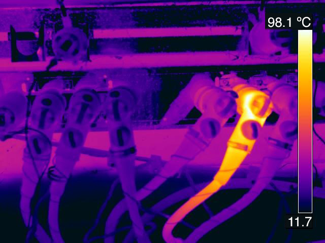 FLIR 1-Touch Level/Span 
Por comodidad y para conseguir más precisión y contraste en las imágenes térmicas